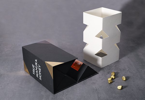 Triangle Gift Packaging 
